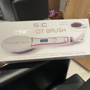 Ionic Hot Brush